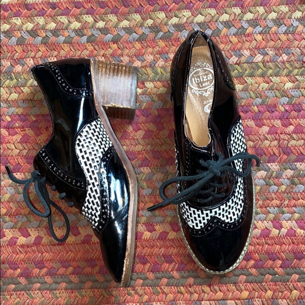 🔥 JEFFREY CAMPELL OXFORD LACE UP BLOCK HEELS